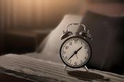 老年睡眠障碍很苦恼？试试这些方法，简单又实用